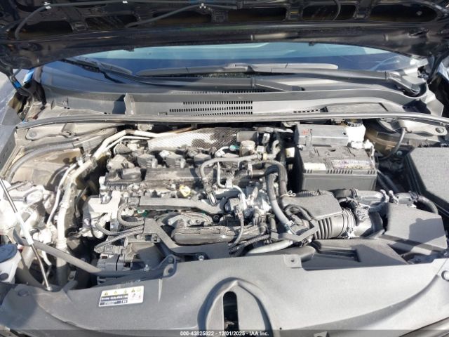 Toyota Corolla Le Image 2