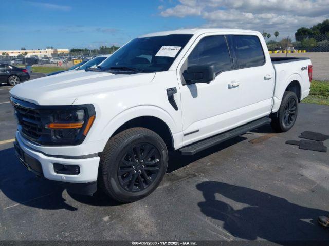 Ford F-150 Xlt Image 2