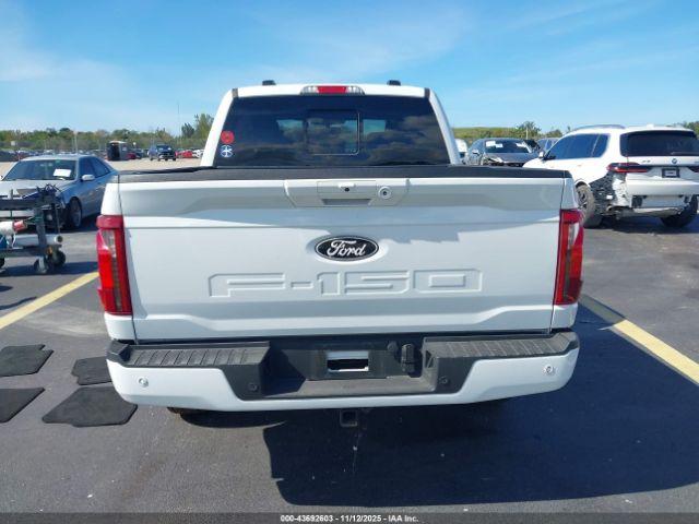 Ford F-150 Xlt Image 11