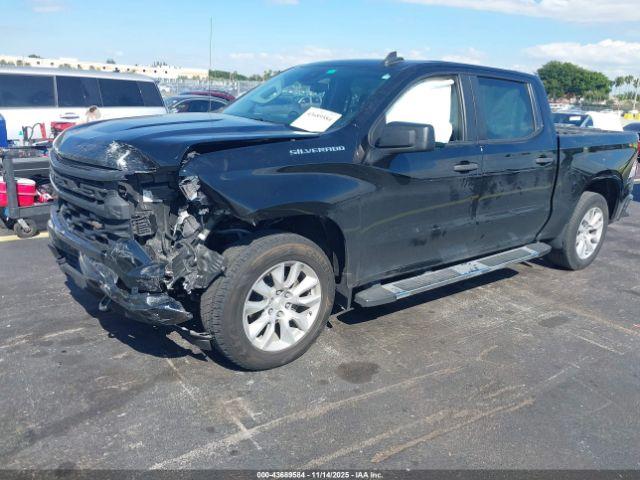 Chevrolet Silverado 1500 2wd  Short Bed Custom Image 4