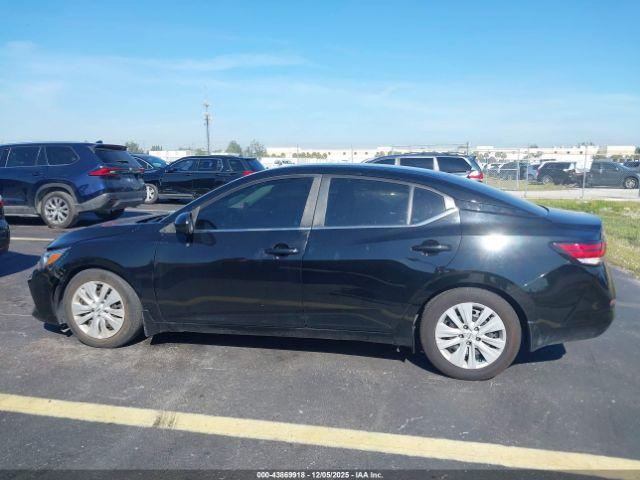 Nissan Sentra S Xtronic Cvt Image 14