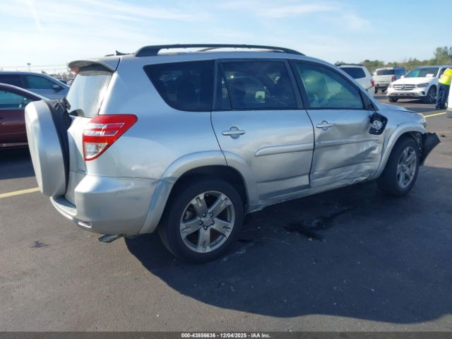 Toyota RAV4 Sport V6 Image 6