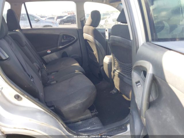 Toyota RAV4 Sport V6 Image 9