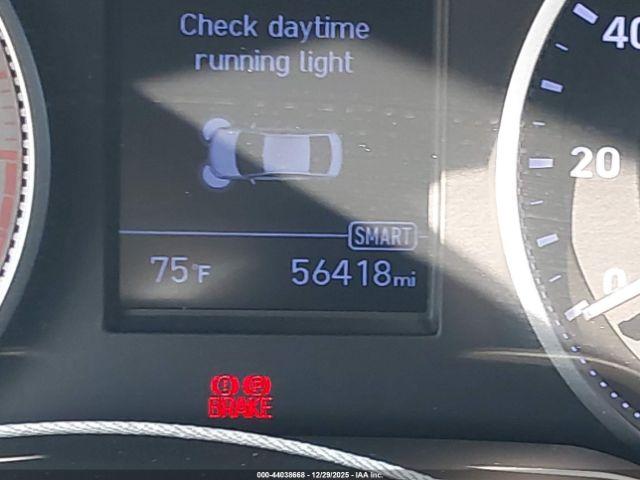 Hyundai ELANTRA Sel Image 3