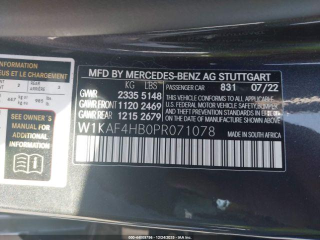 Mercedes-Benz C-Class 4matic Image 13