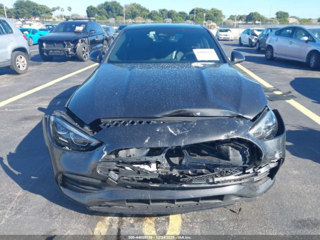 Mercedes-Benz C-Class 4matic Image 3