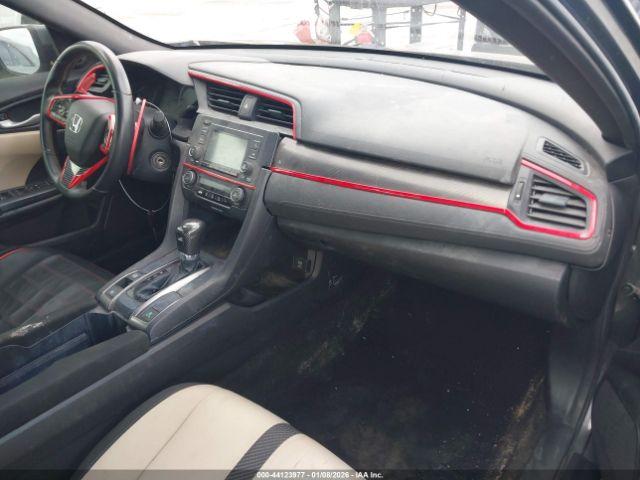 Honda Civic Sport Image 6