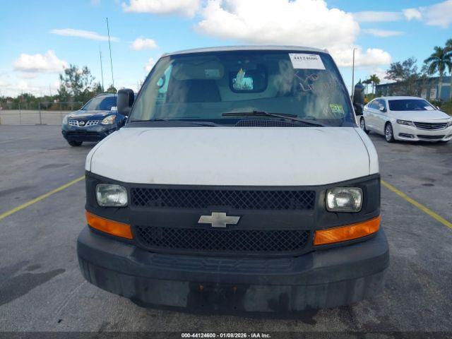 Chevrolet Express Work Van Image 6