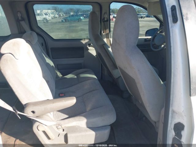 Ford Freestar S Image 6