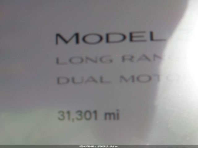 Tesla Model 3 Long Range Dual Motor All-wheel Drive Image 5