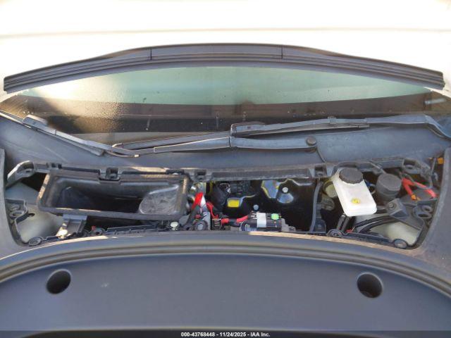 Tesla Model 3 Long Range Dual Motor All-wheel Drive Image 3