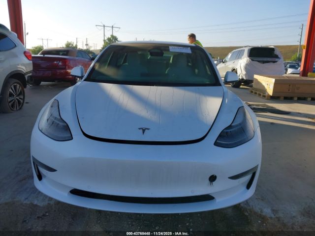 Tesla Model 3 Long Range Dual Motor All-wheel Drive Image 14