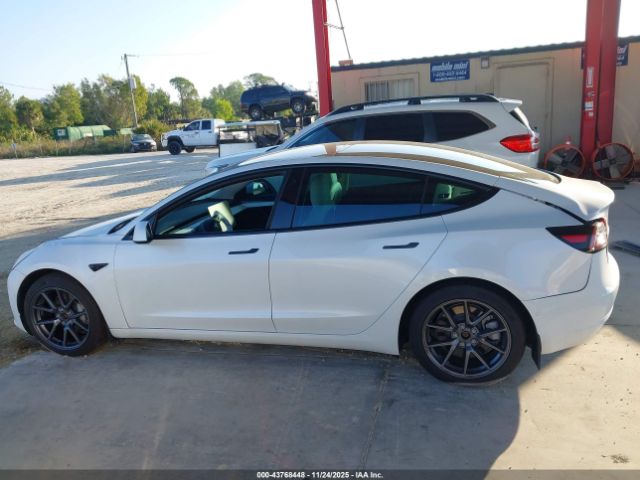 Tesla Model 3 Long Range Dual Motor All-wheel Drive Image 2