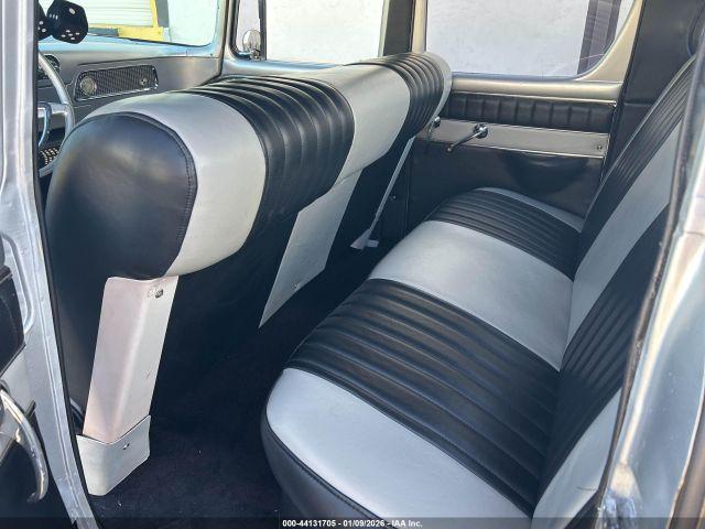 Studebaker Commander Image 8